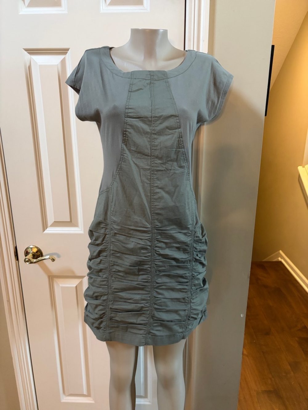 XCVI Wearables Sage Ruched Short Sleeve Mini Dress, med